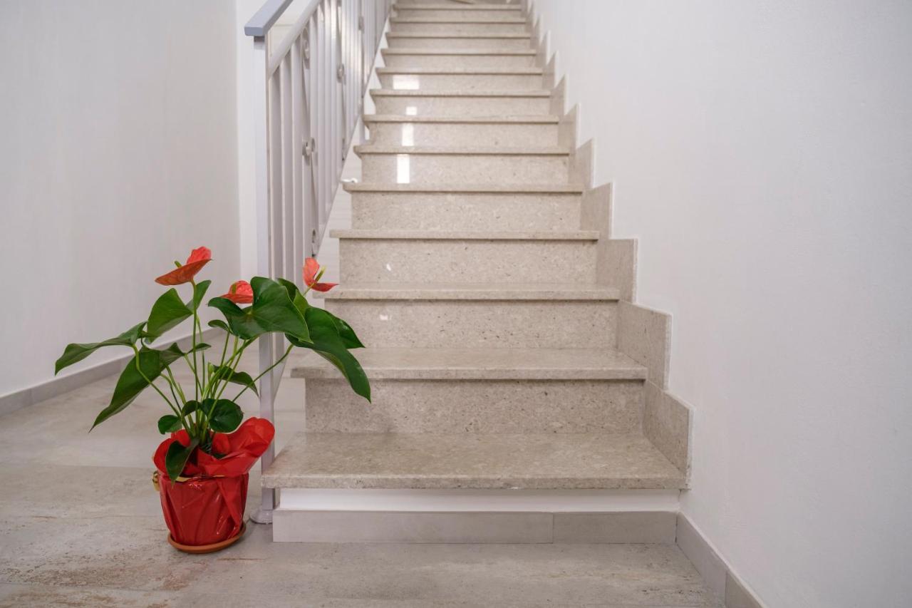 Apartmán La Petite Erika Avola Exteriér fotografie